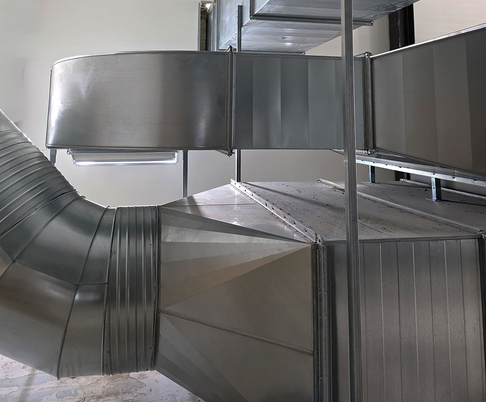 Ventilation duct installation